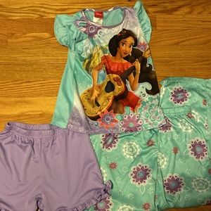 Alena of Avalor pajamas size 8